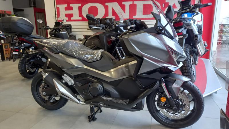 Honda FORZA 750 